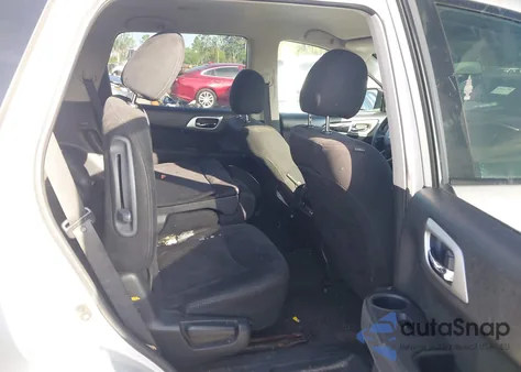 2016 Nissan Pathfinder Platinum/S/Sl/Sv z USA, uszkodzony, nr VIN 5N1AR2MN7GC602930